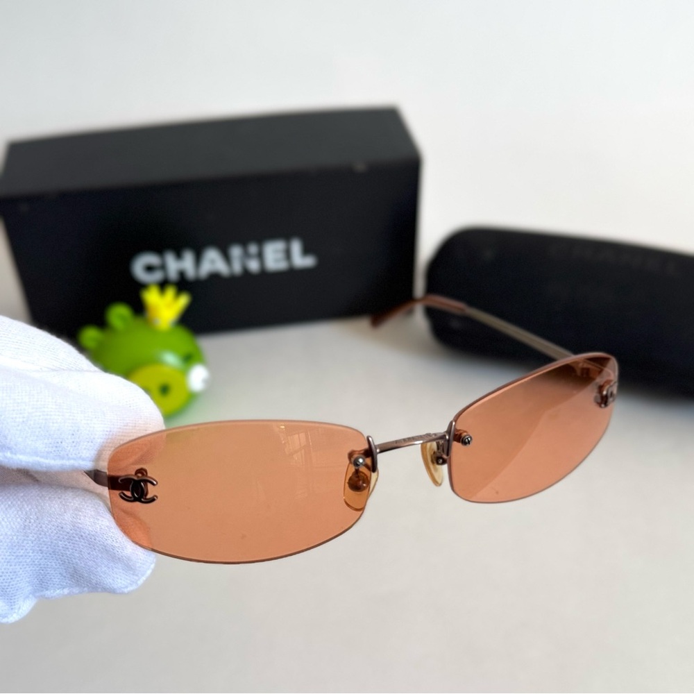 Chanel CC Logo Rimless Sunglasses - Picture 11 of 12